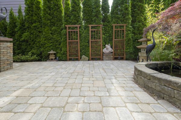 Cost of Backyard Hardscape Service in Vallejo
